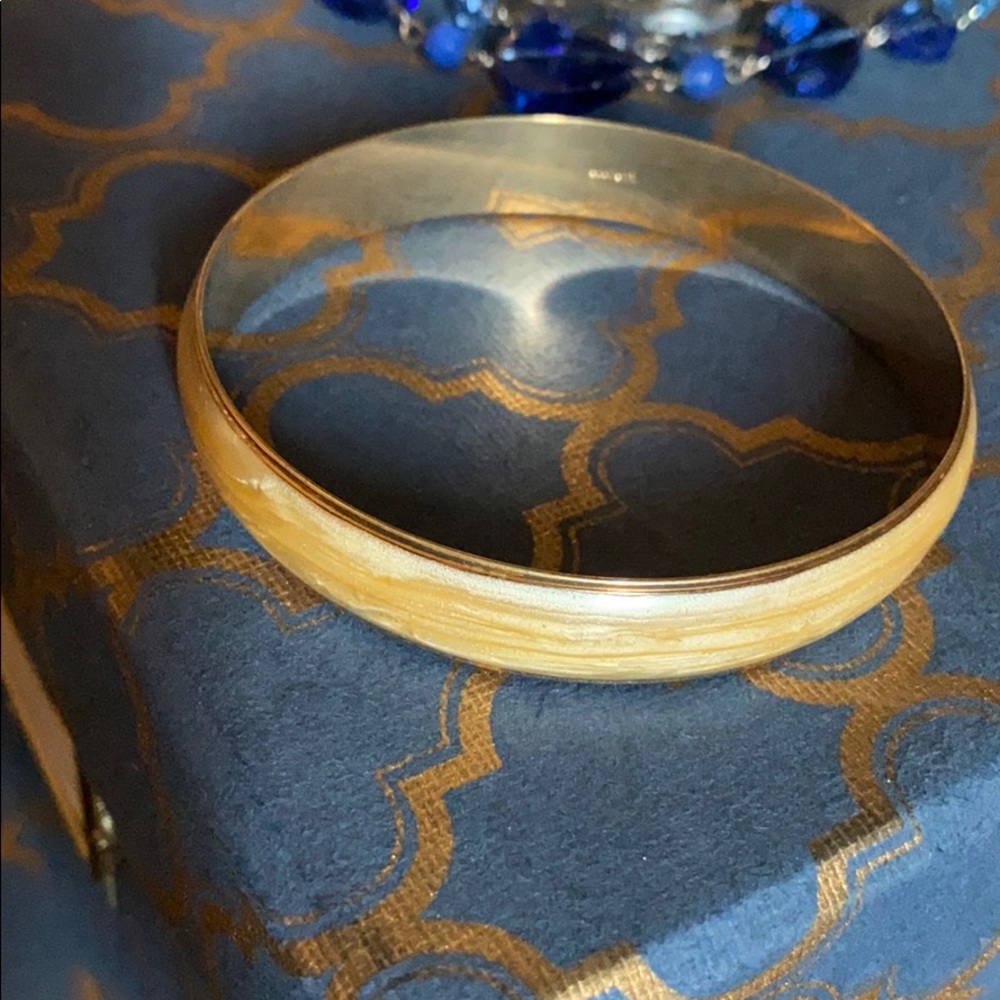 Vintage Avon Gold Enamel bangle